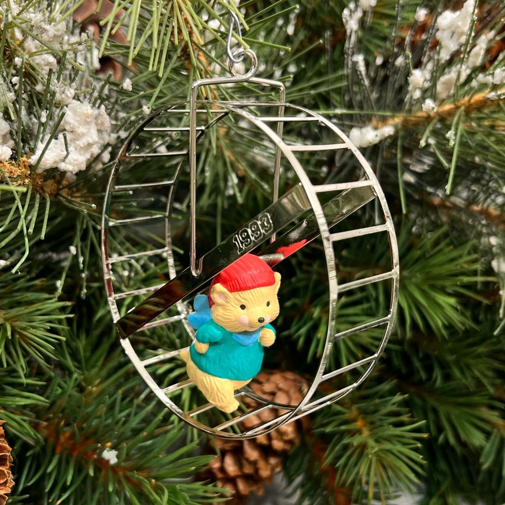 ⭐️ 4/$25 Vintage Hallmark Keepsake Christmas Ornament Roller Hamster Wheel Spins